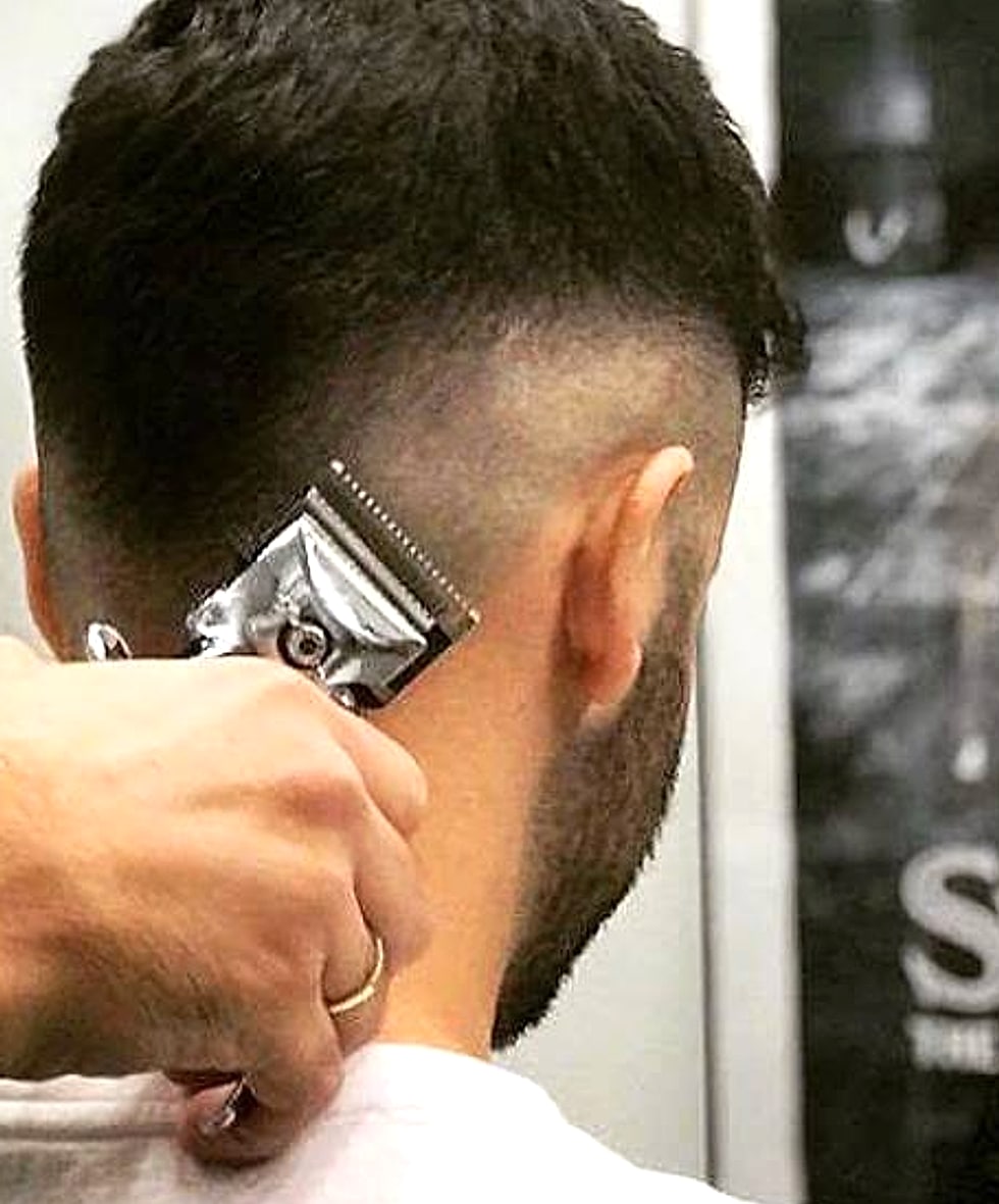 Fade και line-up με τη μηχανή στο THE CUTMAN